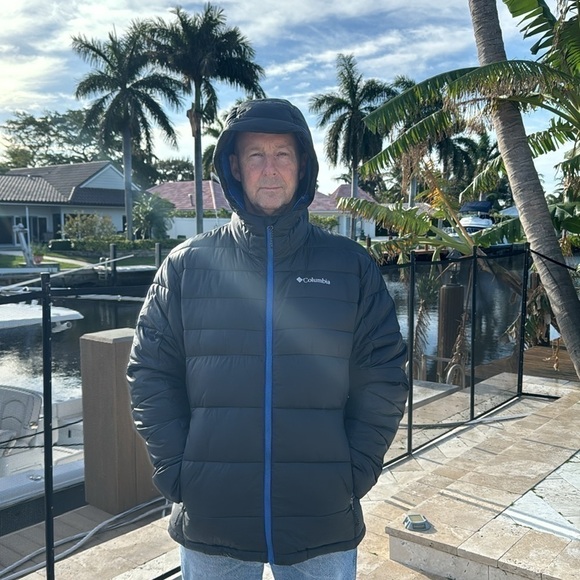 Columbia 🎉HP🎉🎆Sale🎆black and blue hooded insulated jacket - Picture 2 of 12